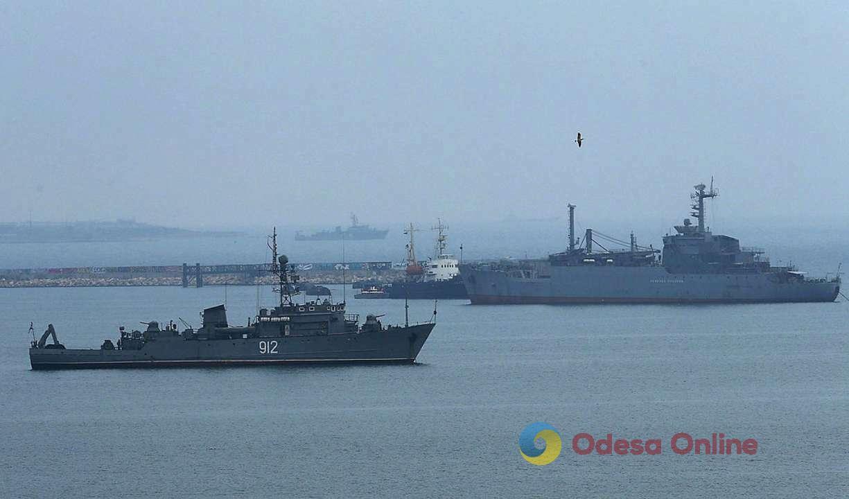 РФ вивела в Чорне море три ракетоносії