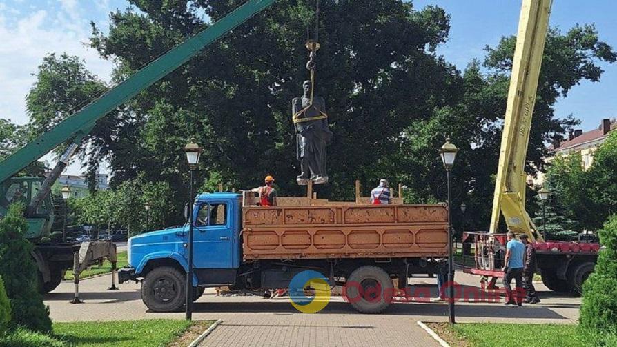В Ізмаїлі знесли пам’ятник російському генералу Тучкову
