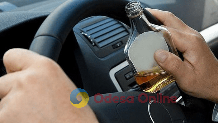 За сутки одесские патрульные поймали два десятка пьяных водителей