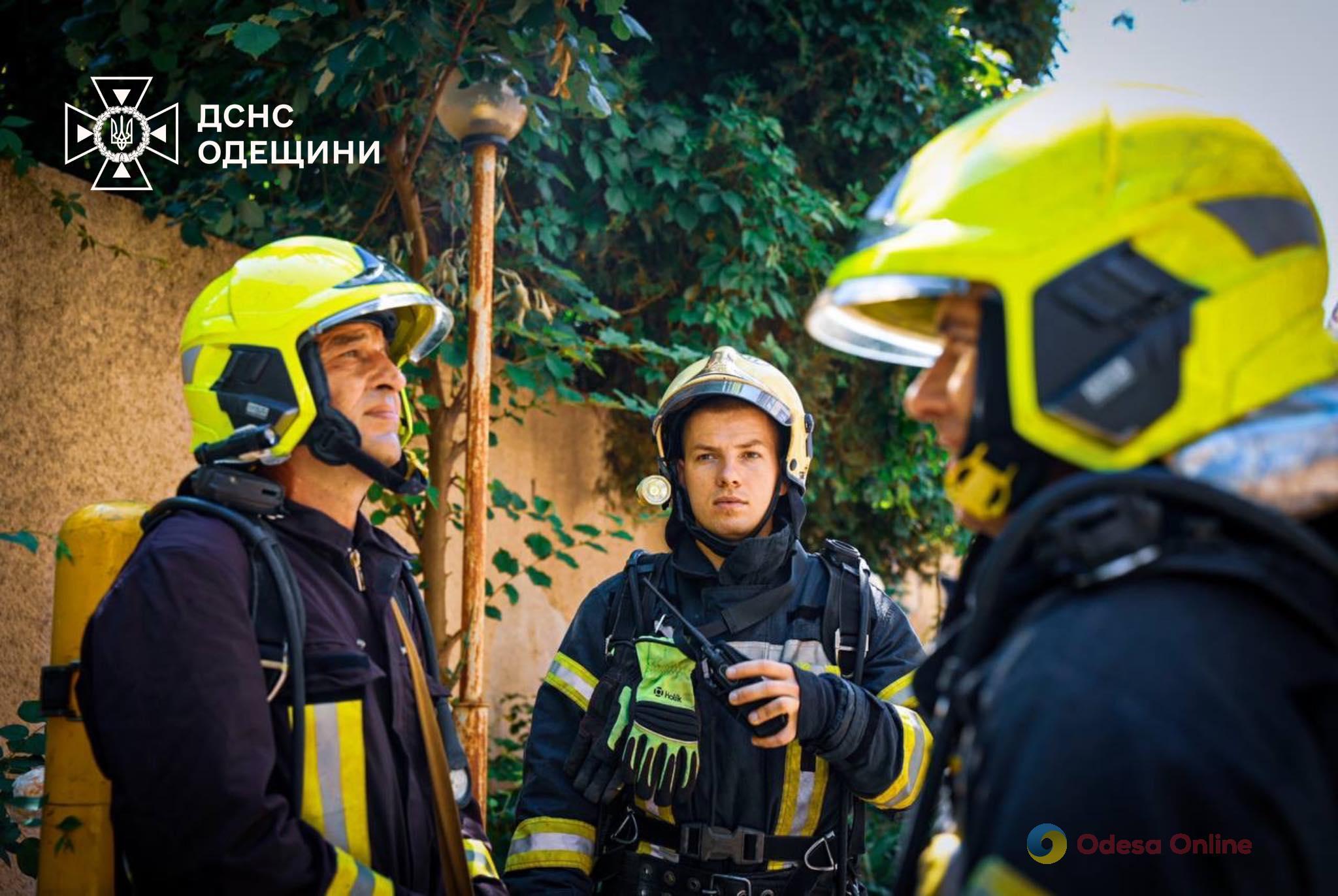 Одесса: в жилом доме на Фонтане горела квартира (фото)