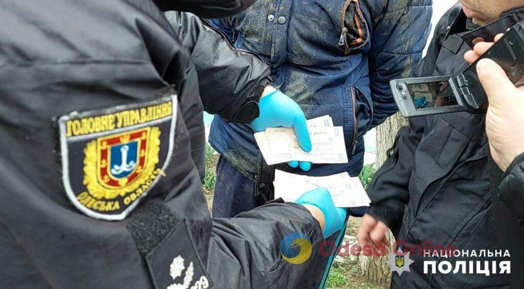Продал пистолет и две гранаты: жителю Одесской области грозит тюрьма