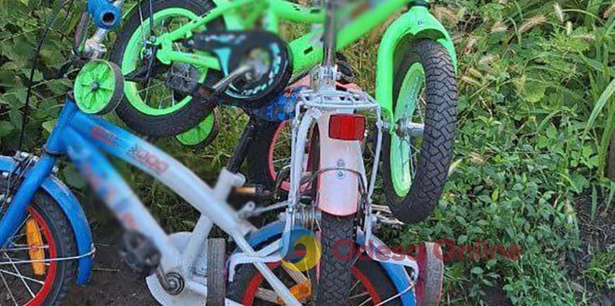 В Одесі затримали злодія з трьома дитячими велосипедами