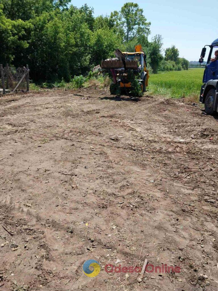 В Одеському районі після втручання екологів ліквідували сміттєзвалище поблизу ЖК «Райдужний» (фото)