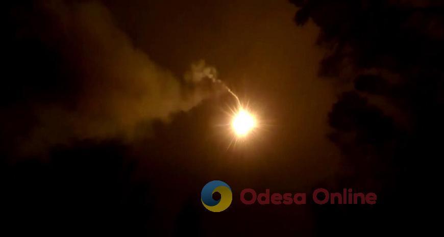 В результате падения обломков сбитого дрона-камикадзе в Одесской области поврежден газопровод