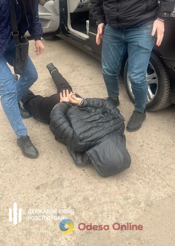 В Одессе будут судить правоохранителя, который организовал переправку уклонистов в Молдову