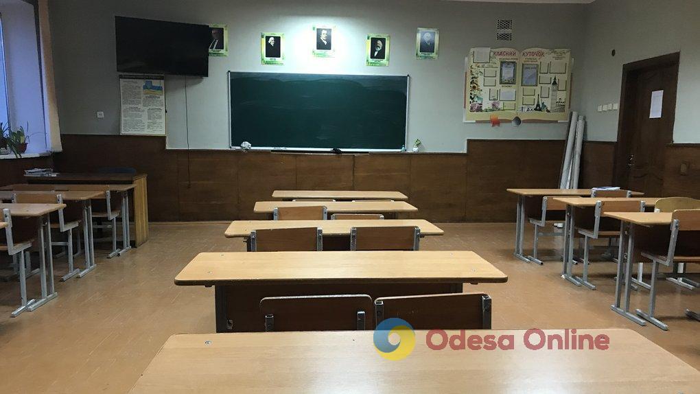 В Одеській області притягли до відповідальності батьків дівчинки, яка «замінувала» школу
