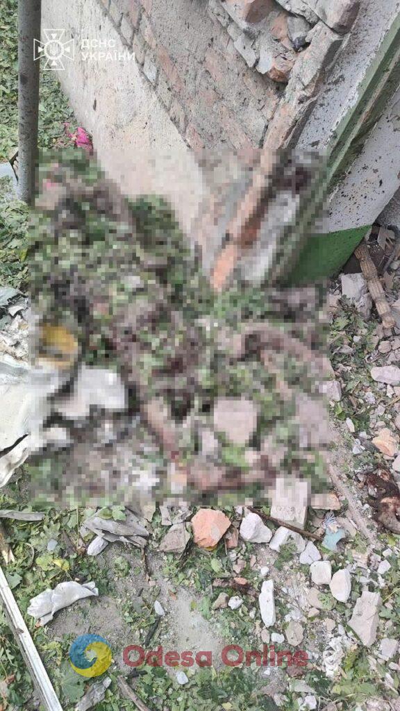 Ракетний удар по Миколаєву: троє загиблих, у тому числі дитина (оновлено)