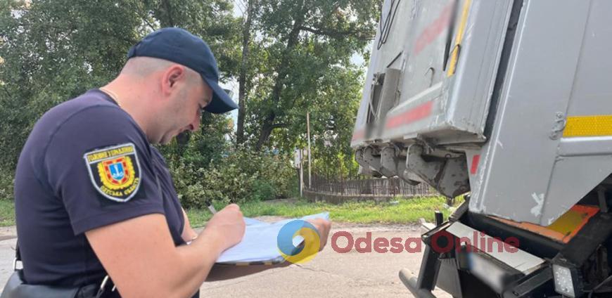 В Ізмаїлі на одному з підприємств водій вантажівки задавив працівника