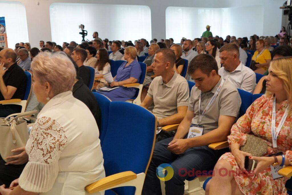 Розвиток трудового потенціалу для України: в Одесі обговорили, як змінити профосвіту під потреби бізнесу