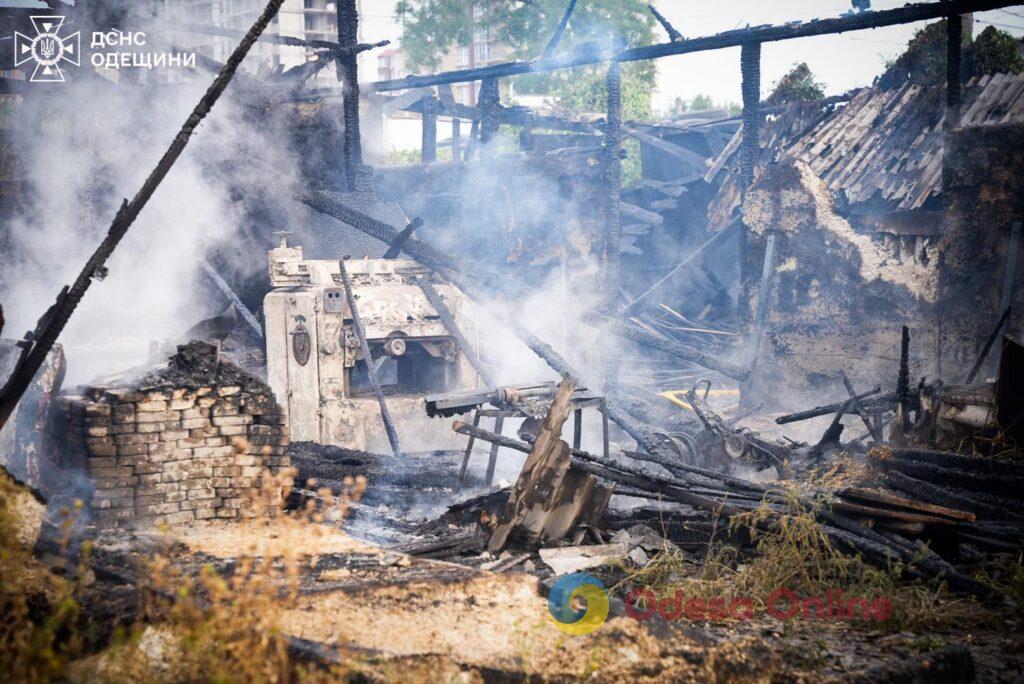 У Пересипському районі Одеси гасили пожежу