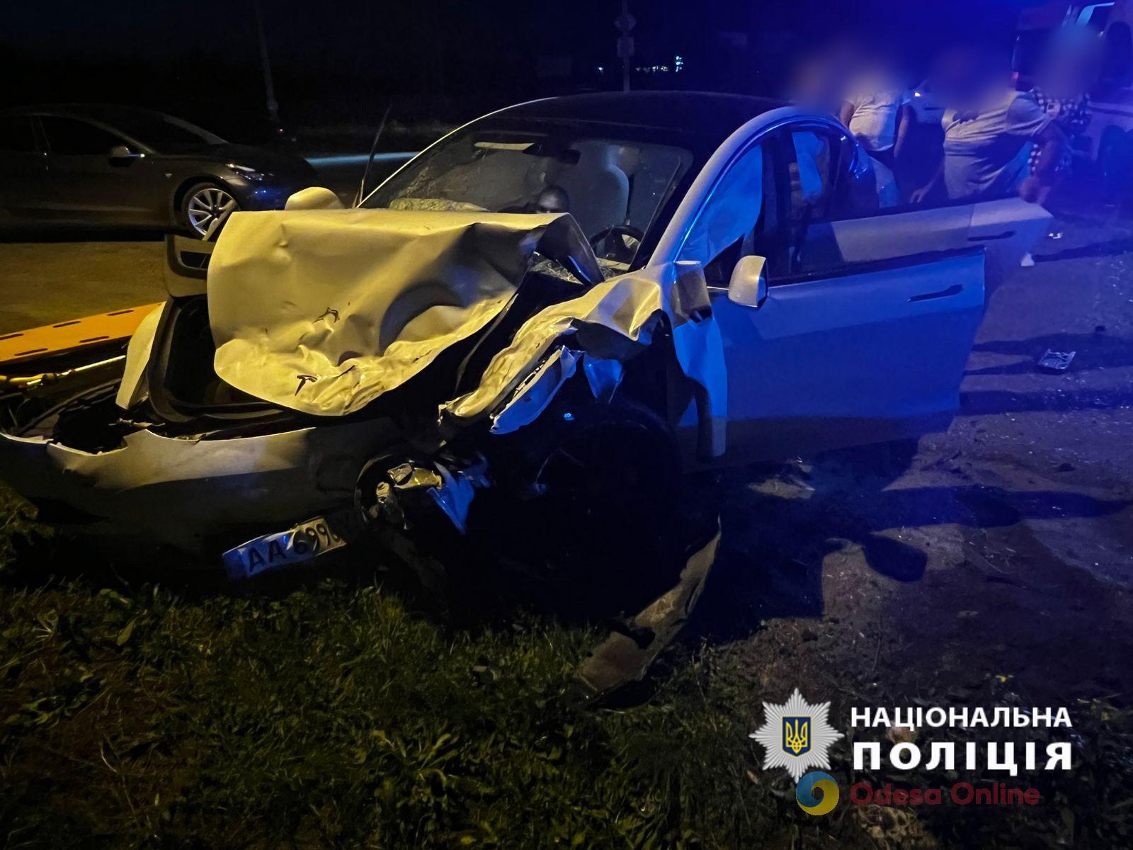 В Одеському районі внаслідок зіткнення двох легковиків загинув чоловік