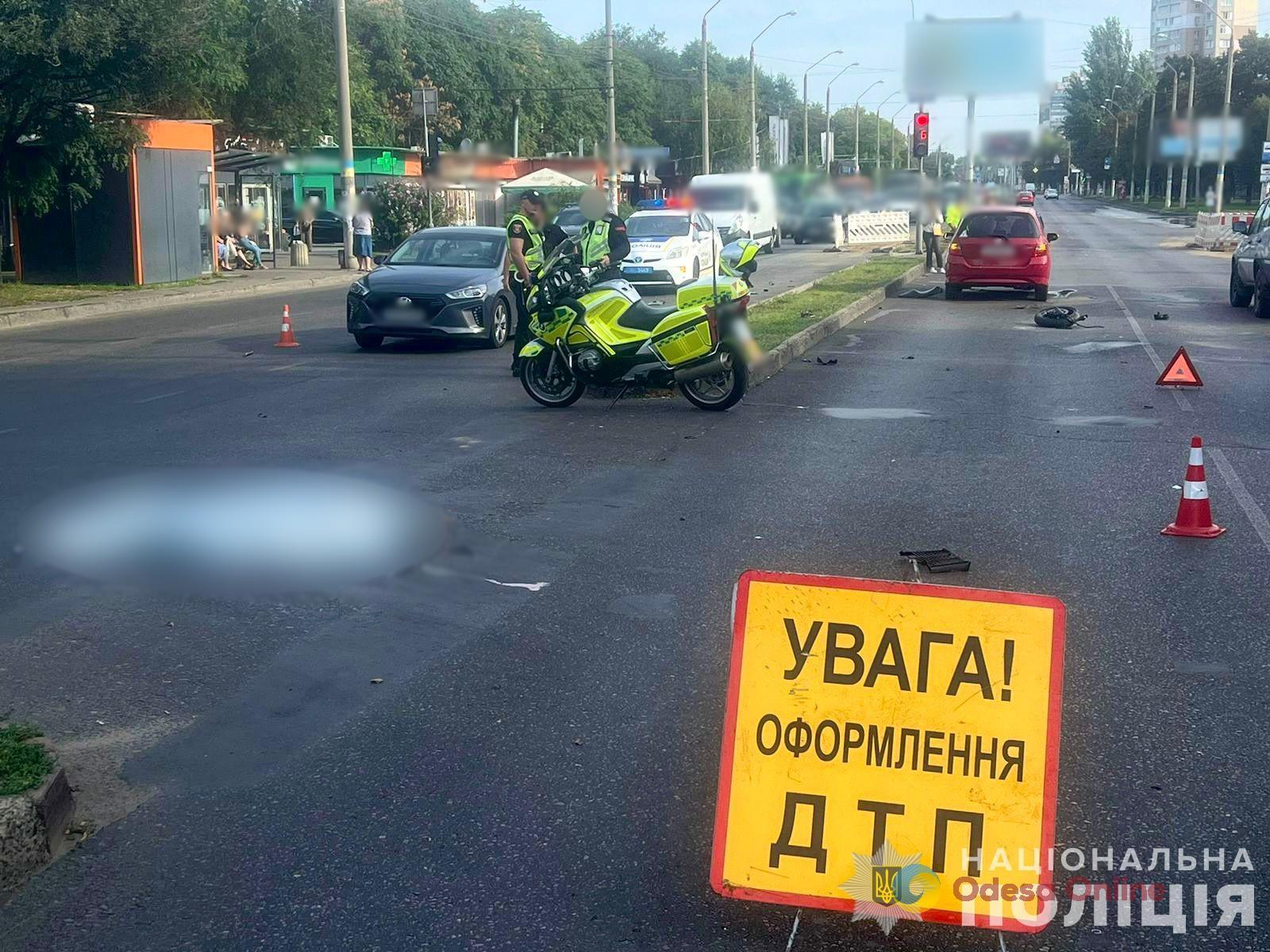 Одесса: в ДТП на Таирова погиб мотоциклист