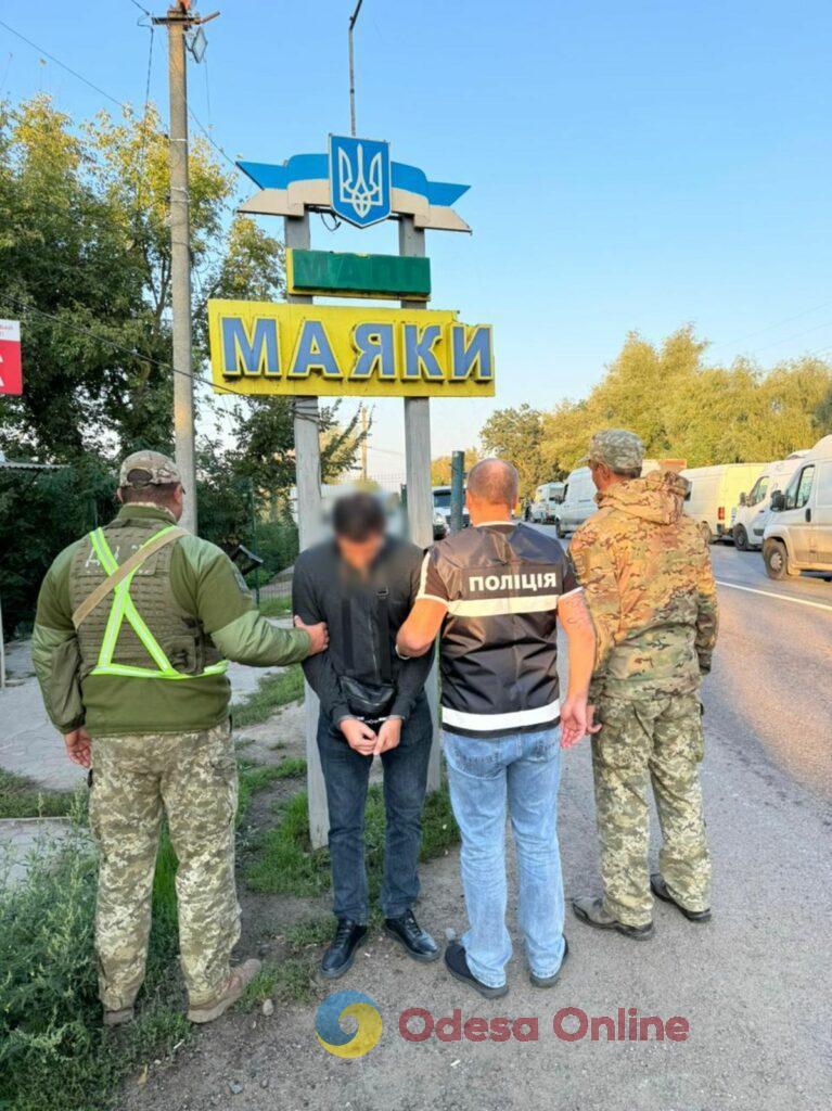 В Одеській області нейтралізували транснаціональну групу наркокур’єрів