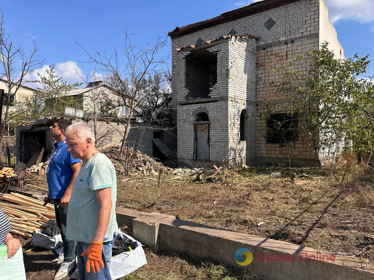 “Шахед” пролетів дуже близько до будинку: одеситка розповіла про нічну російську атаку (фото)