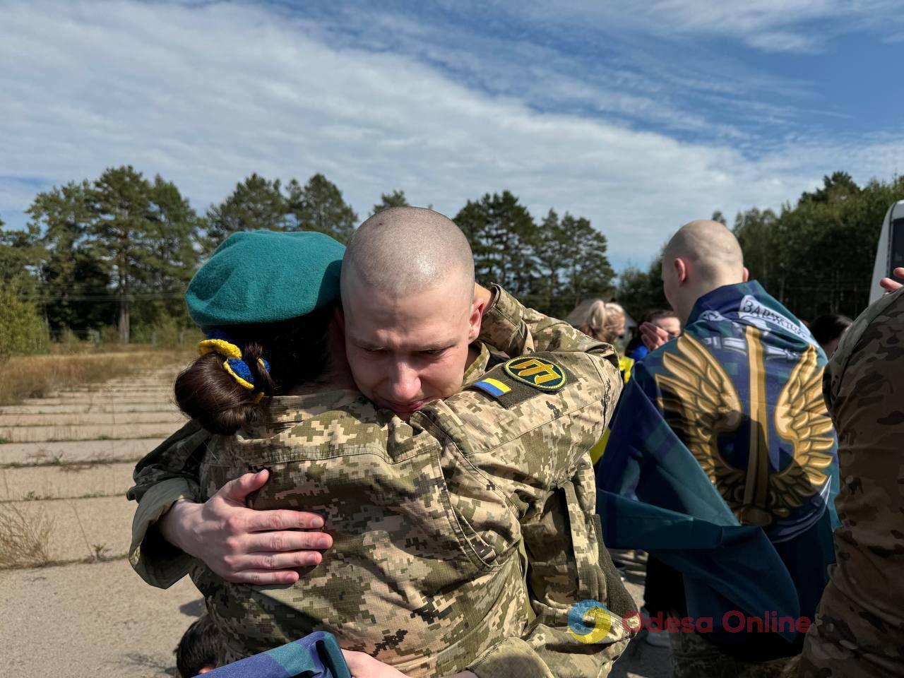 Еще 49 украинцев и украинок удалось освободить из плена — СБУ показала эксклюзивное видео