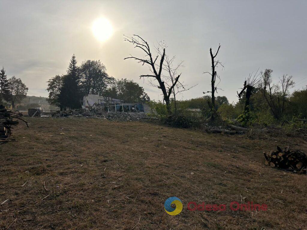 «Повітряна тривога звучить маже цілодобово»: фоторепортаж з Сумщини, яка кожного дня потерпає від ворожих атак