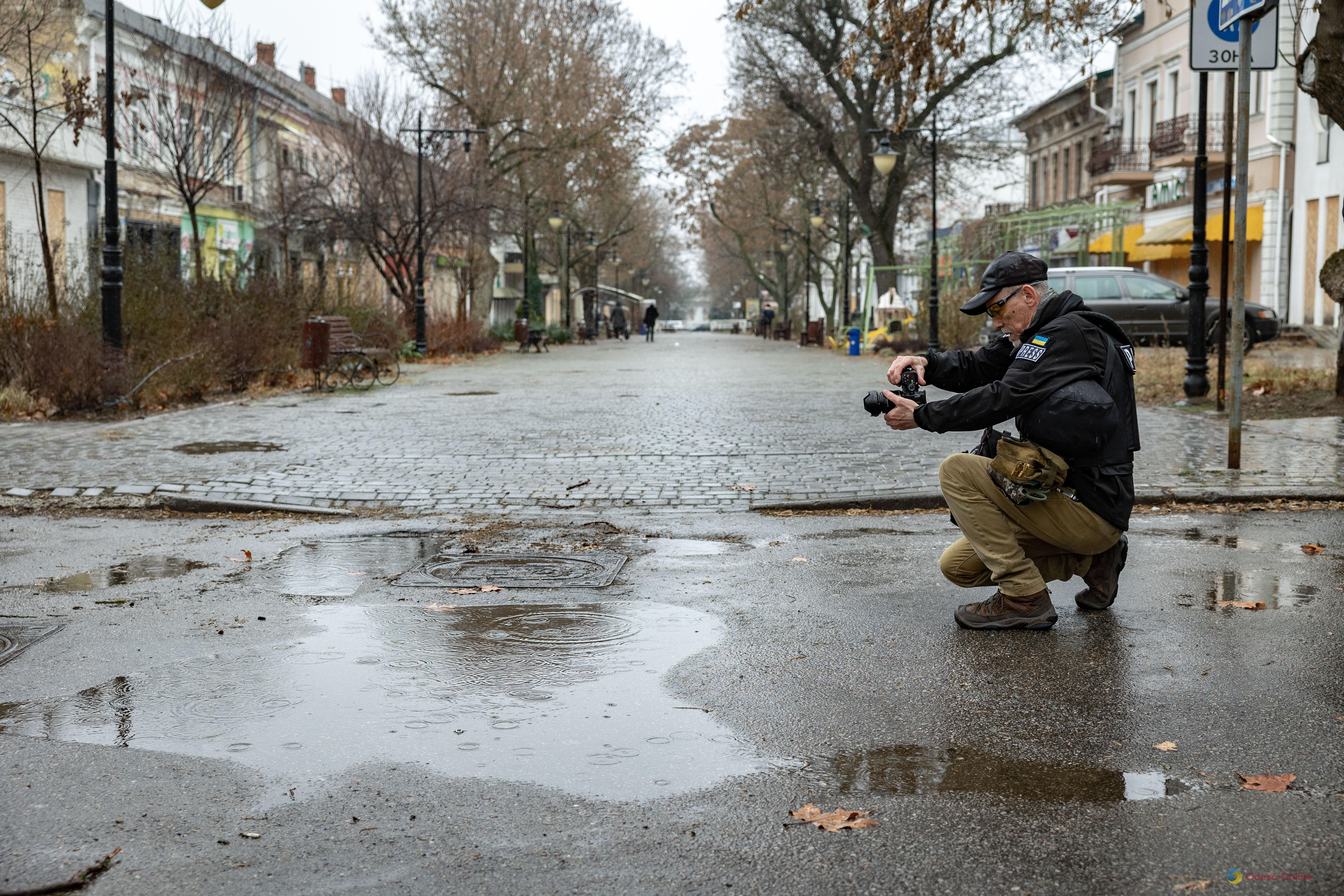 Життя в окупації, «робота під прикриттям», фіксація злочинів РФ: як через війну херсонський фотохудожник став журналістом