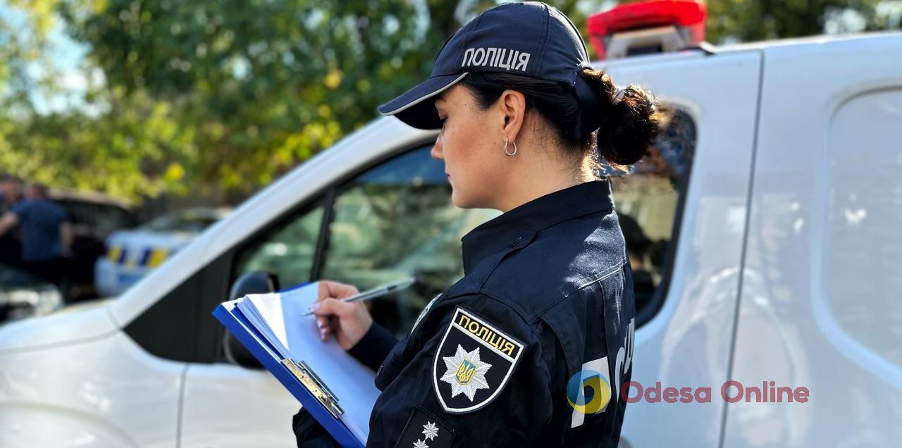 Мешканець Одеської області намагався зарізати чоловіка за те, що він п’є з його вітчимом