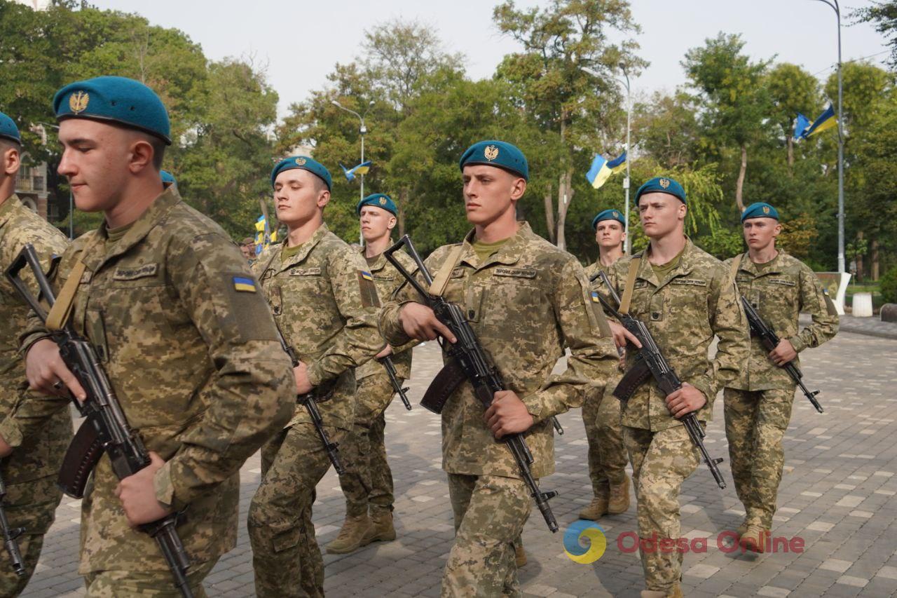 В Одессе почтили память погибших защитников и открыли выставку, посвященную обороне Мариуполя