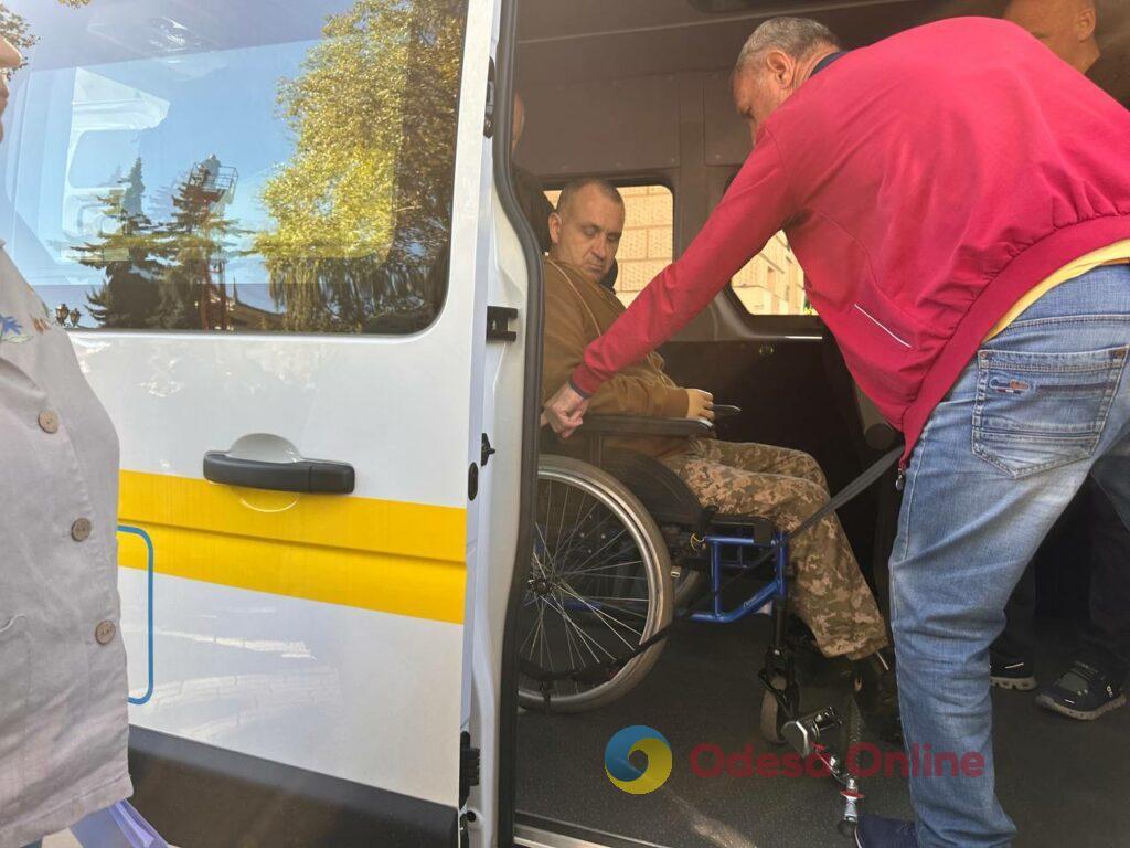 В Одесі з’явилося соціальне таксі для людей з обмеженими можливостями (фото)