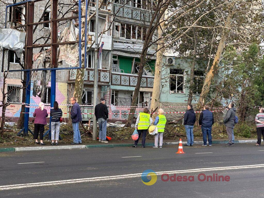 Ранены и напуганы: жители Черноморска рассказывают об очередном налете «шахедов»