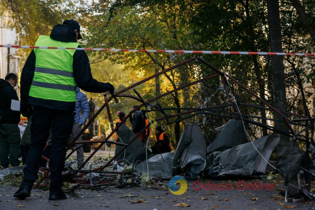 За четыре дня дроновых атак в Одессе пострадал 121 частный дом (фото)