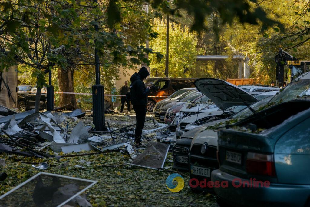 За четыре дня дроновых атак в Одессе пострадал 121 частный дом (фото)