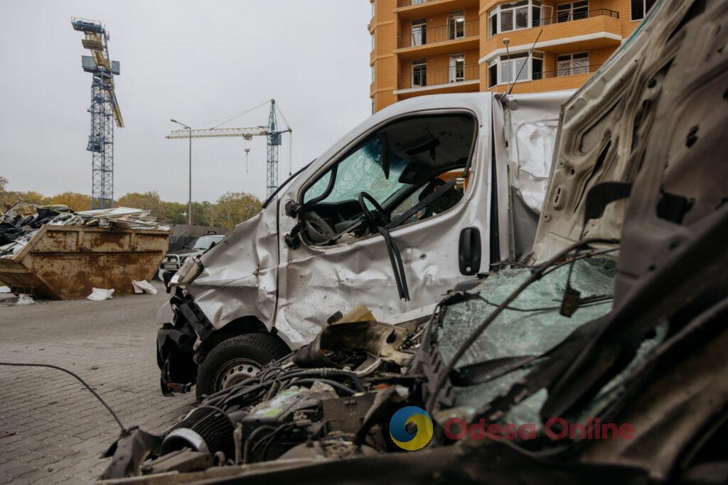 За четыре дня дроновых атак в Одессе пострадал 121 частный дом (фото)