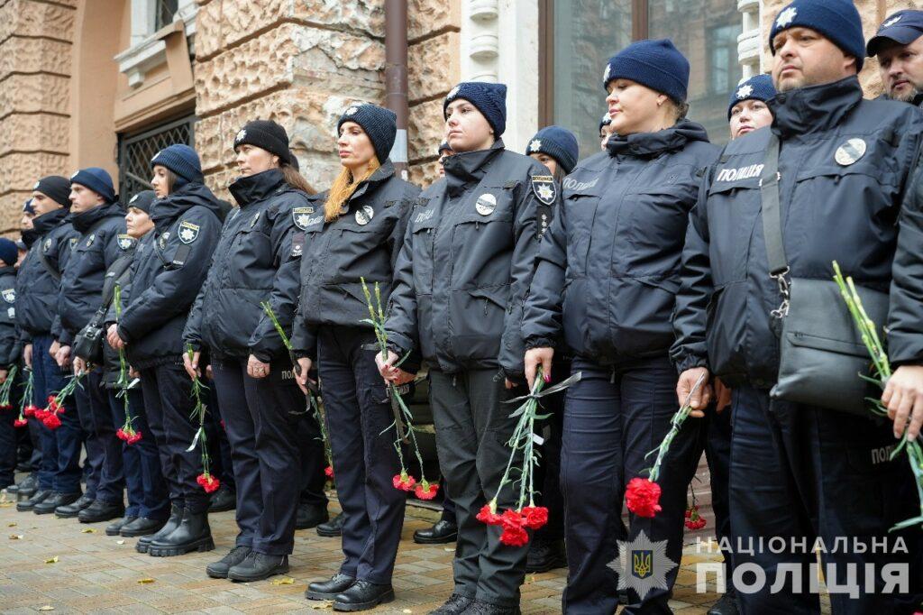 В Одессе простились с полицейскими, погибшими в результате российского обстрела