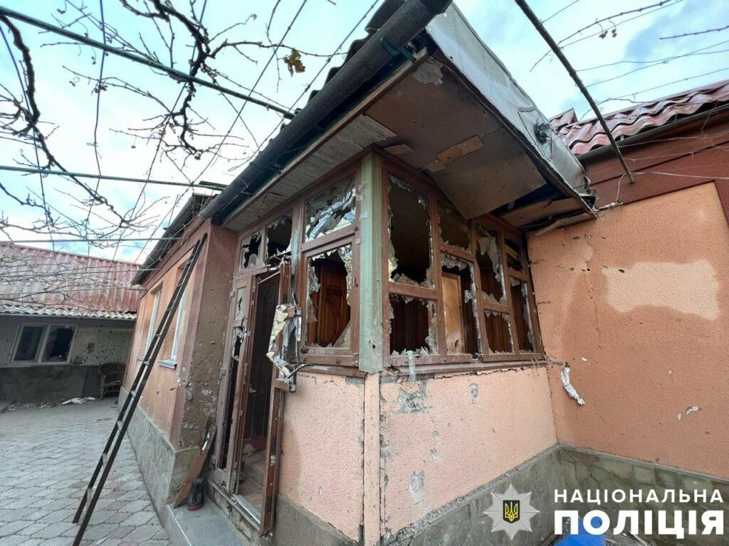 За добу одна людина загинула та двох поранено внаслідок обстрілів Херсонської області