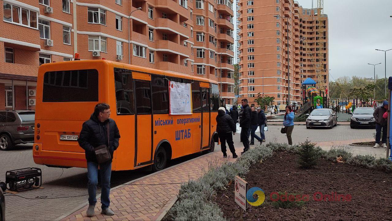 На месте ликвидации последствий российской атаки на Одессу развернули оперативный штаб