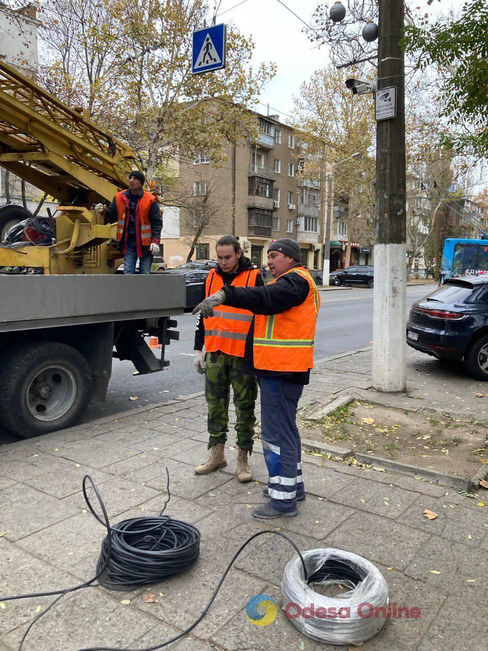 До уваги водіїв: в Одесі на одному з перехресть проспекту Шевченка два дні не працюватиме світлофор