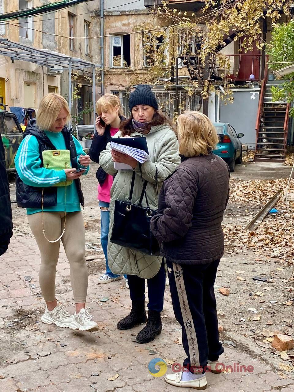 В Одесі на місцях ліквідації наслідків ворожої атаки розгорнули оперативні штаби