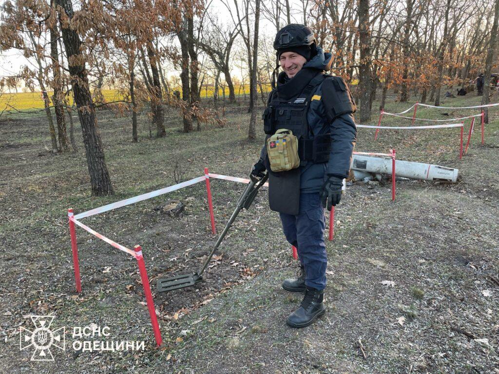 Одесские пиротехники проводят разминирование деоккупированных территорий