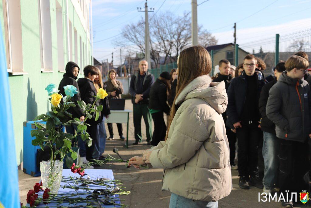 В Одесской области открыли мемориальную доску в честь погибшего воина (фото)