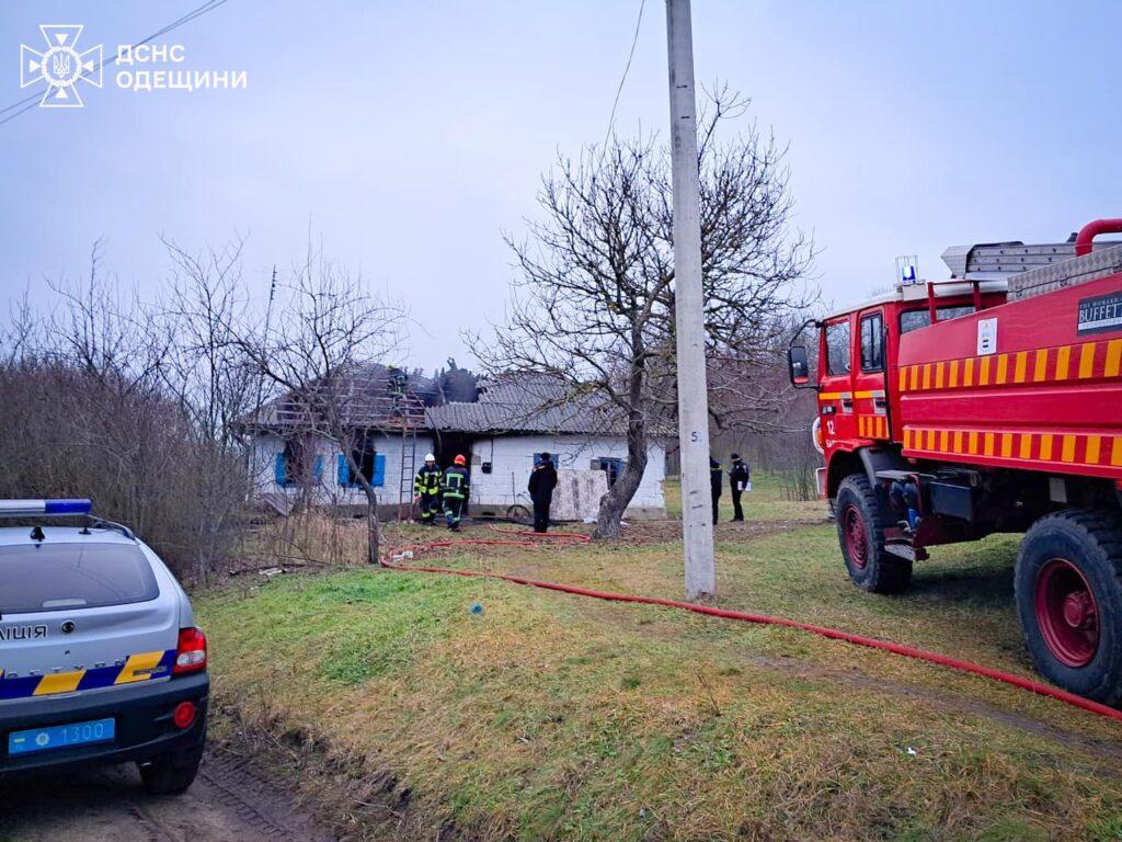 У Подільському районі внаслідок пожежі одна людина загинула та одна постраждала