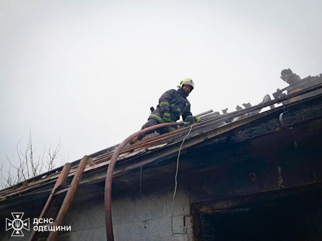 У Подільському районі внаслідок пожежі одна людина загинула та одна постраждала