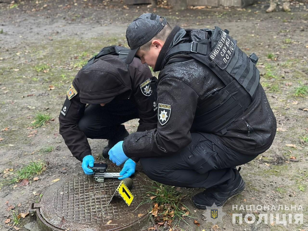 В Одесі у житловому кварталі затримали чоловіка з гранатою без чеки