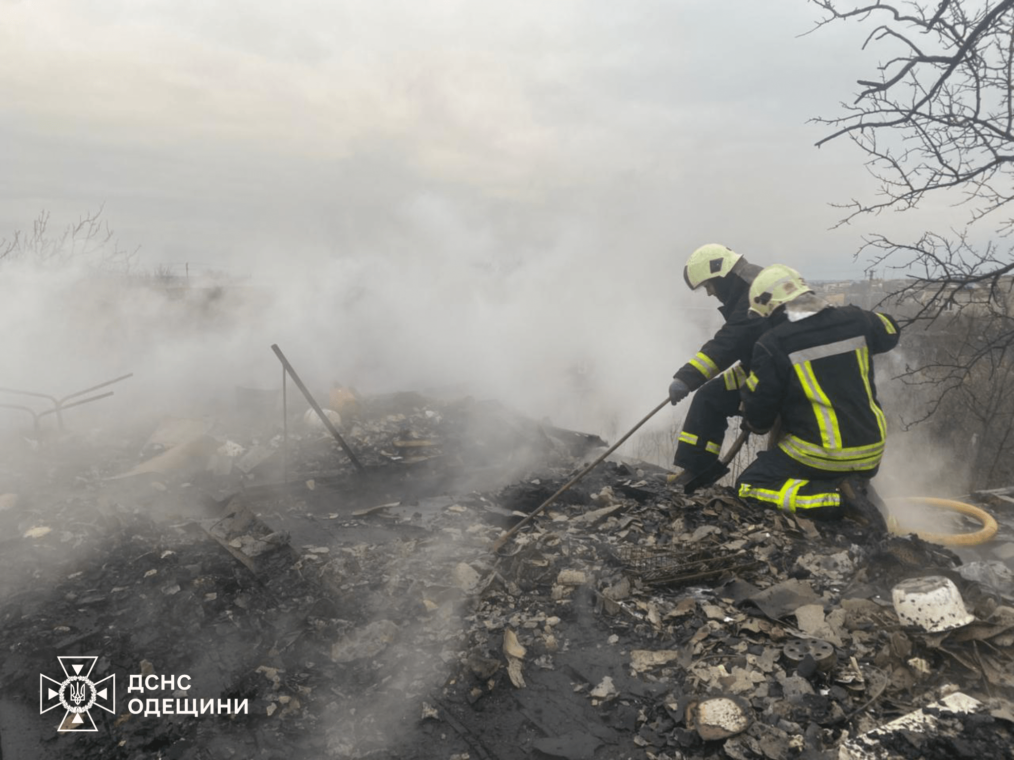 Під час пожежі у дачному будинку в Одеському районі постраждав чоловік