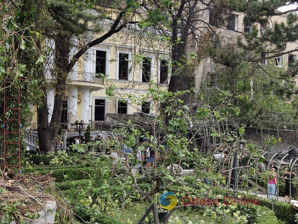 Сумна екскурсія Одесою: як війна знищує архітектурну пам’ять міста (фото)