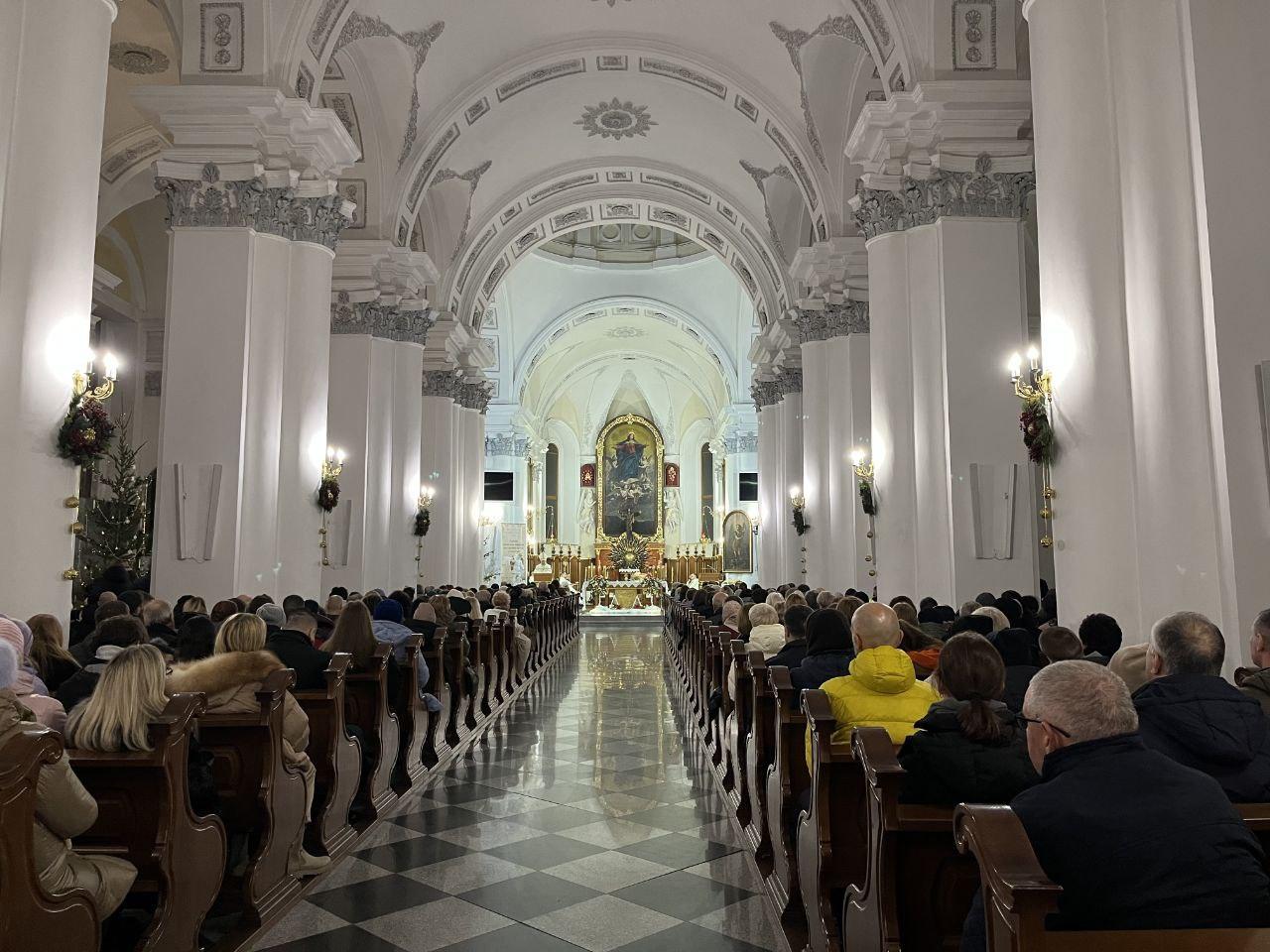 У різдвяний Святвечір в одеських храмах пройшли богослужіння