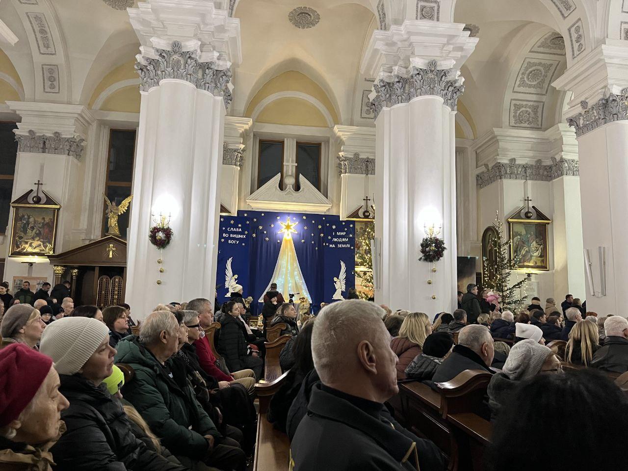 У різдвяний Святвечір в одеських храмах пройшли богослужіння