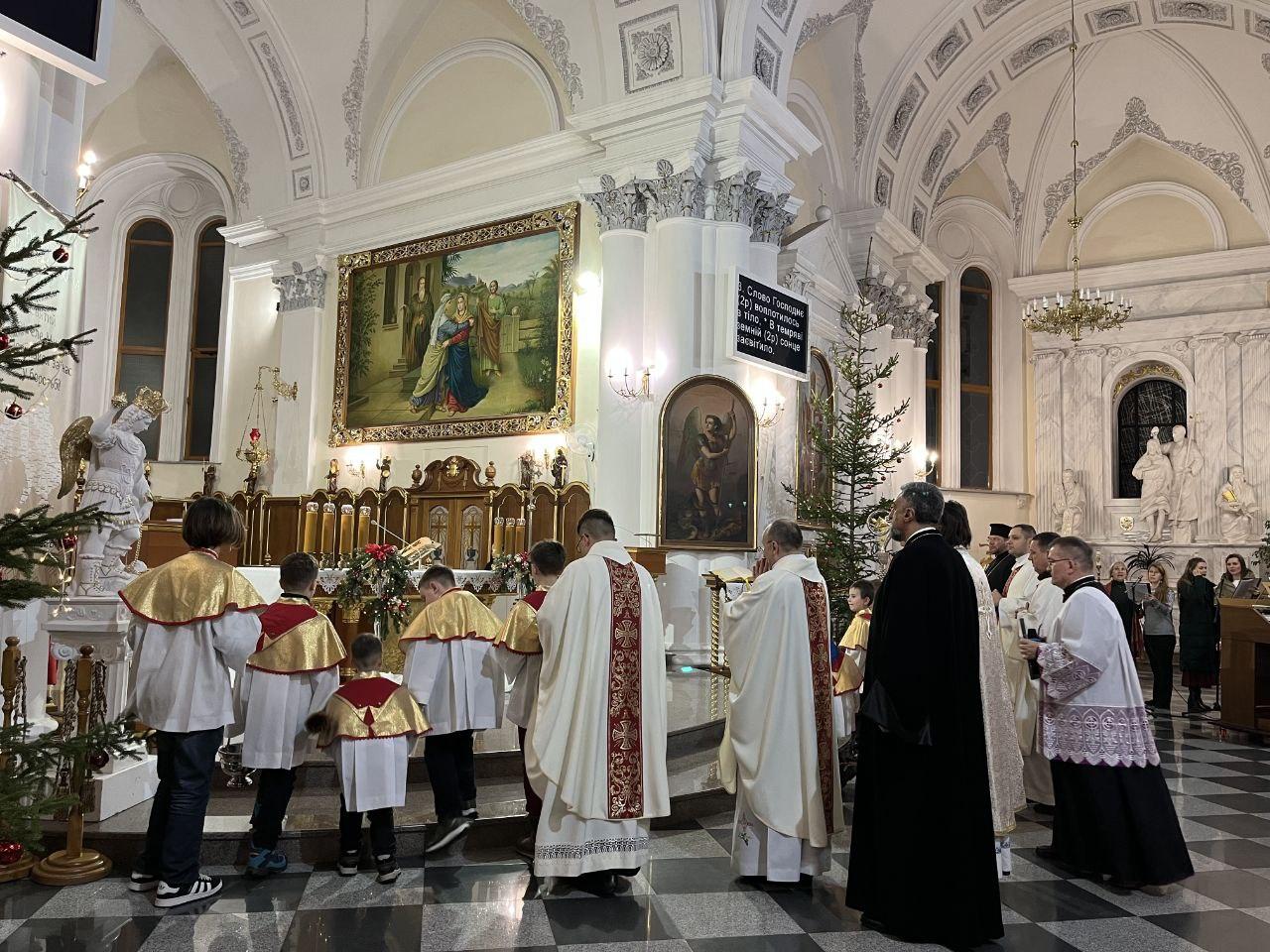 У різдвяний Святвечір в одеських храмах пройшли богослужіння