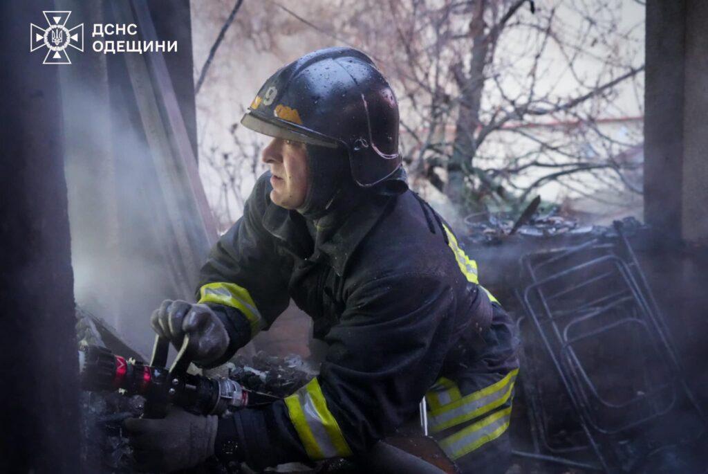 В Одессе при пожаре пострадал мужчина