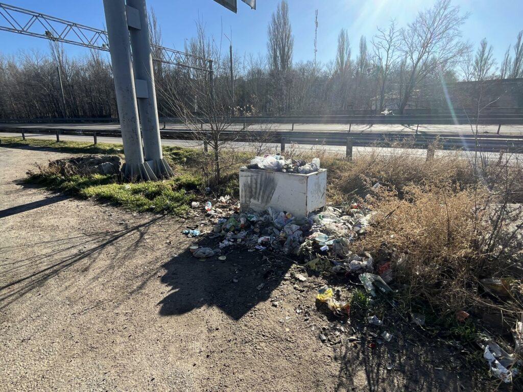 В Одесской области ликвидируют свалку в охранной зоне (фото)