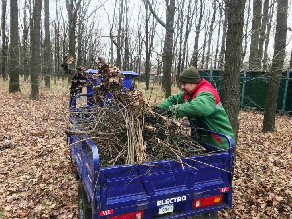 Одеські озеленювачі готують місто до весни