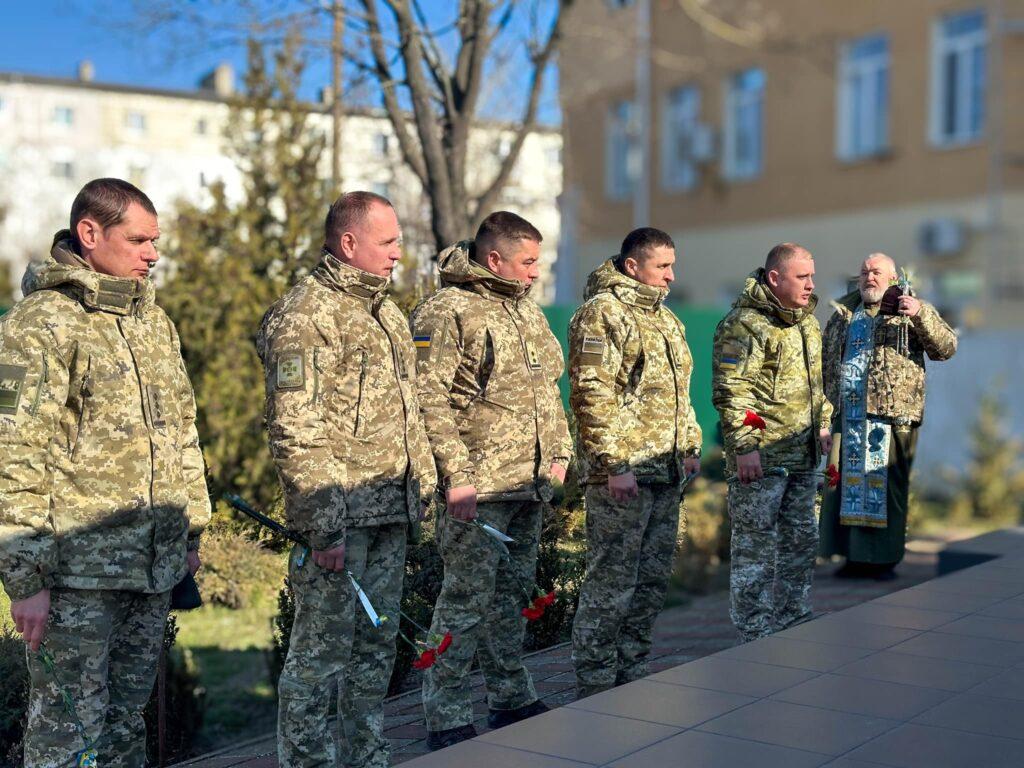 В Одесской области пограничники почтили память погибшего побратима (фото)