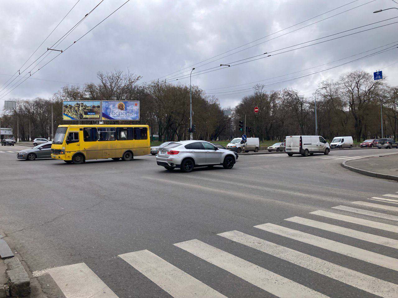 В Одессе еще восемь перекрестков оборудовали бесперебойными блоками питания