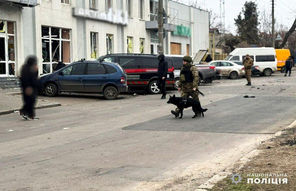 Кровавый теракт в Николаеве: исполнителями оказались женщина и четверо подростков