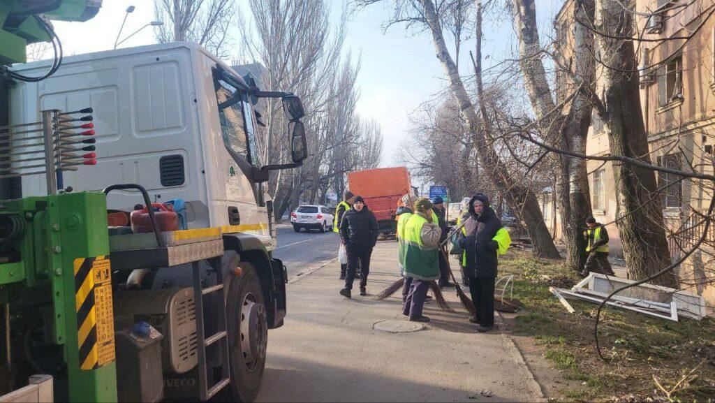 На месте вчерашнего «прилета» в Одессе развернут городской оперативный штаб